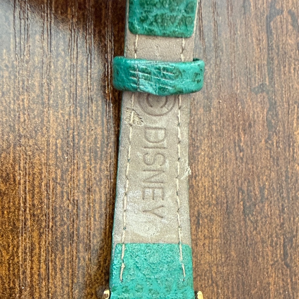 Vintage Disney Tinkerbell Watch - Picture 10 of 12